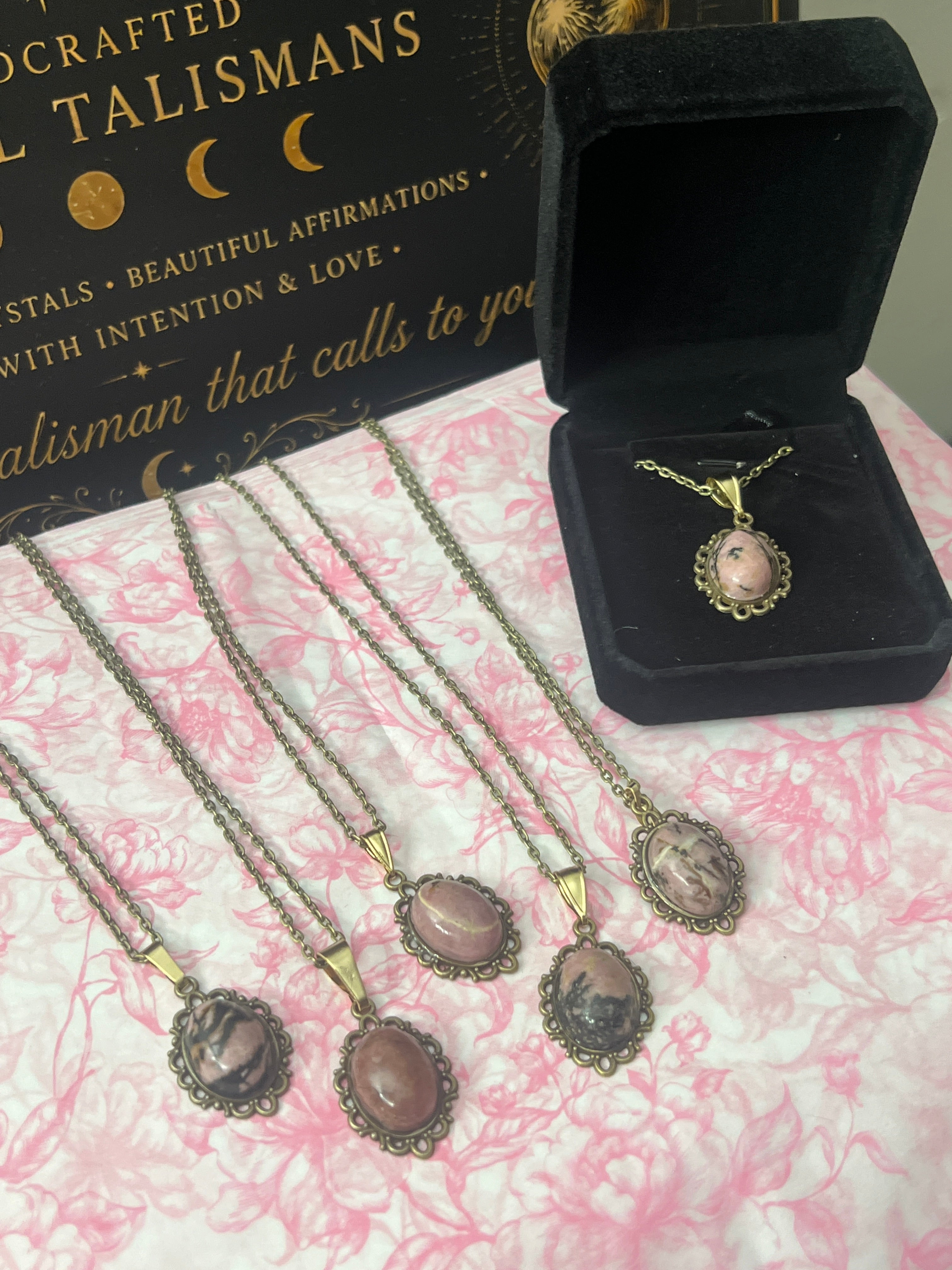 Amas Veritas | Heirloom Collection